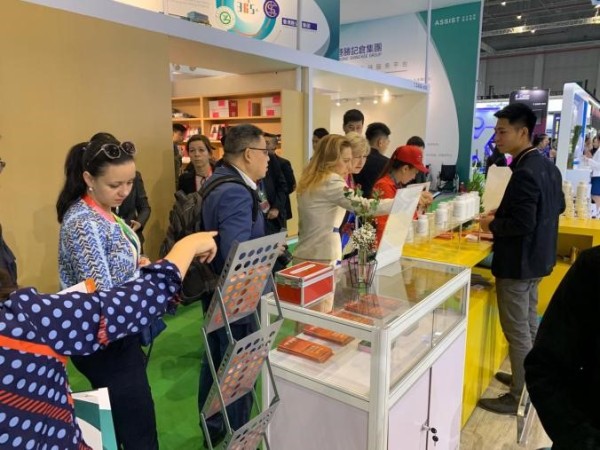 進(jìn)博會(huì)第4天！洋老板“碩果累累”：簽單總額超5千萬