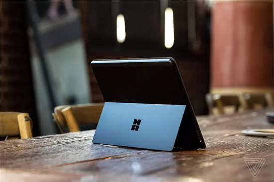 微軟 Surface Pro X 評(píng)測(cè)：一臺(tái)會(huì)令你心碎的電腦