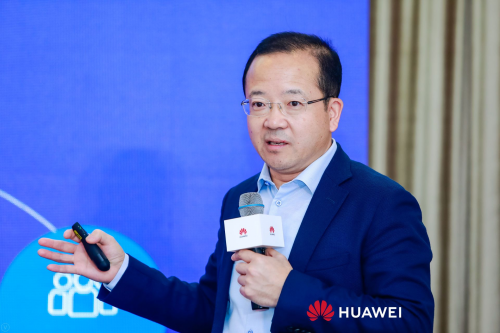 HUAWEI HiAI 3.0，加速AI賦能全場(chǎng)景泛終端