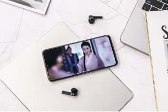 vivo Z5i評(píng)測(cè)：強(qiáng)勁性能與長(zhǎng)效續(xù)航的結(jié)合體，打造全新體驗(yàn)