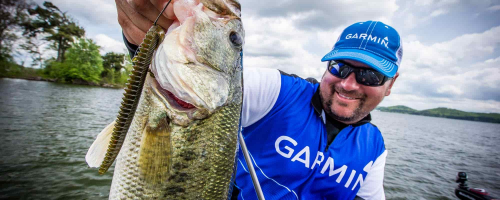 Garmin Instinct Tide浪潮版新增潮汐功能，水陸兩棲更強悍