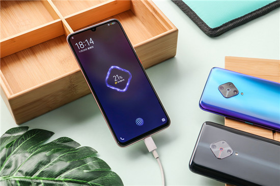 全新菱形四攝又添一員！vivo Y9s再為業(yè)界注入清流