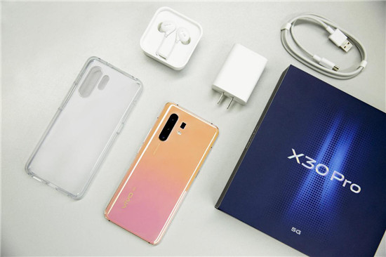 vivo X30 Pro開箱體驗！專業(yè)影像旗艦+高顏值外觀，滿足你眾多期望