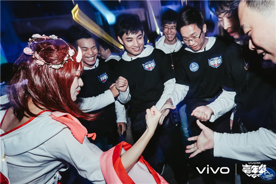 vivo游戲嘉年華廣州站收官：花樣寵粉，游戲服務(wù)深入玩家