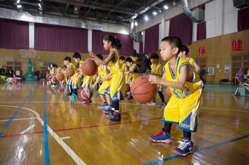 給孩子更多選擇機(jī)會(huì)，動(dòng)因體育開(kāi)啟跨品類(lèi)轉(zhuǎn)課功能