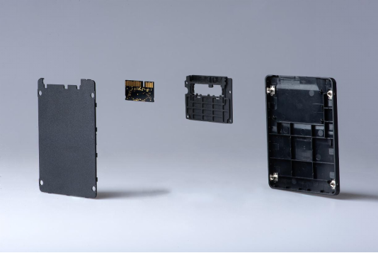 固態(tài)硬盤還能這么玩？江波龍Mini SDP突破行業(yè)想象！