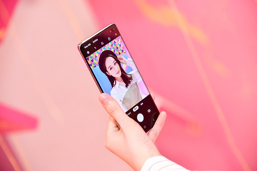 5599元起！三星Galaxy S10+大優(yōu)惠，新年換機首選旗艦