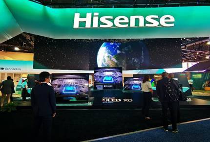 海信CES 2020展出98吋疊屏電視，業(yè)內(nèi)最大