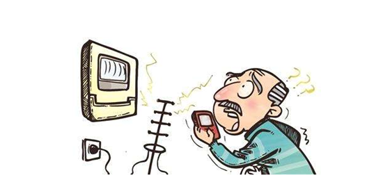 富有不及溫暖，幸福不及父母，飛利浦手機(jī)陪你回家過年