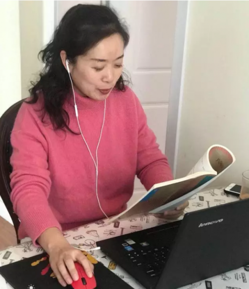 被網(wǎng)課逼瘋？杭州老師表示：根本不存在的！