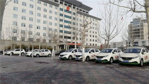 同心筑力 共克疫情 “左中右出行”在行動