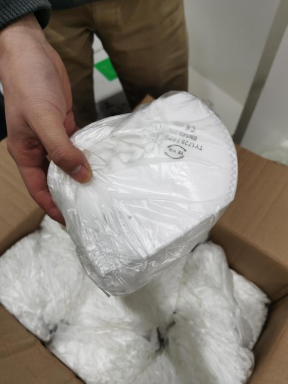 魯大師捐款超百萬元抗疫物資，首批N95口罩已交付