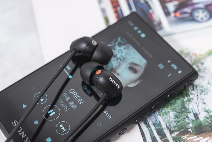 同為高解析音樂播放器，索尼NW-A105HN和飛傲M11的差別有多大？