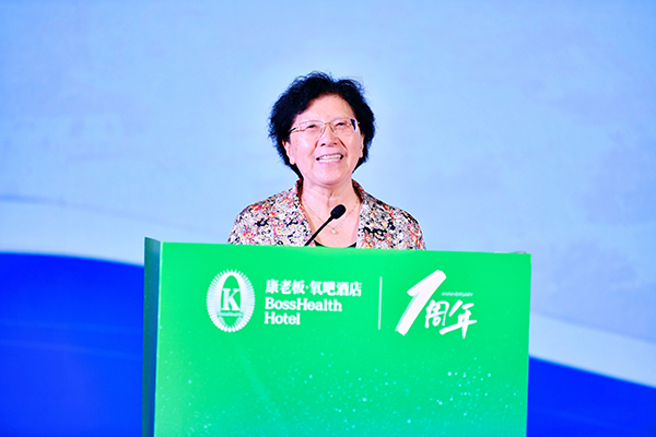 國際質(zhì)量科學(xué)院院士、國家質(zhì)檢總局原總工程師劉卓慧.JPG