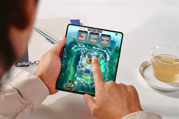 折疊屏手機(jī)為什么只分三星和其他品牌？第五代折疊屏Galaxy Z Fold5和Flip5給出答案