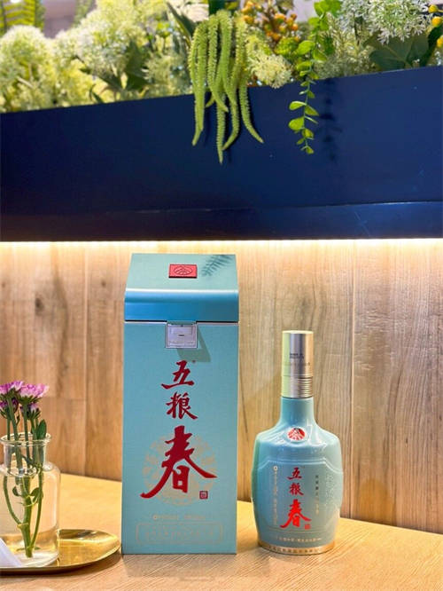 五糧春名門(mén)獲贊“時(shí)間釀造的芬芳”，憑實(shí)力成酒桌“常客”