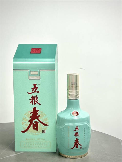 五糧春名門(mén)獲贊“時(shí)間釀造的芬芳”，憑實(shí)力成酒桌“?？汀? title=