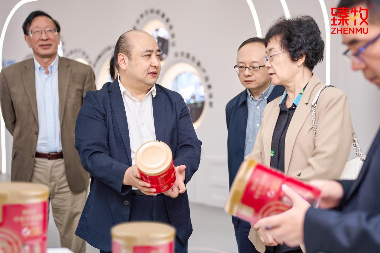 臻牧羊奶粉與西安交大生命學院戰(zhàn)略合作，入局中老年腸衰老研究