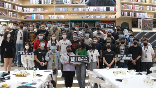 黑鯊新品將至：心懷熱愛(ài) 詮釋“戰(zhàn)友”的牽絆