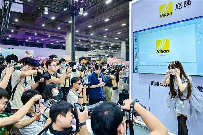Lexar雷克沙攜手尼康參加COMICUP2024SP，引領高端存儲新潮流