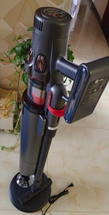 家用吸塵器哪個牌子好？吸塵器十大排名再度易主