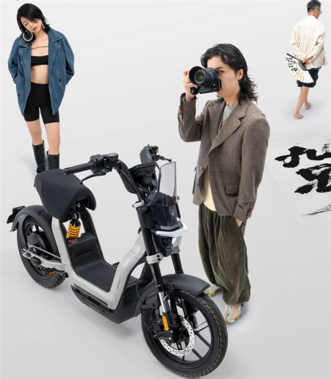 產(chǎn)品與服務(wù)并進(jìn)，九號(hào)公司樹(shù)立智能電動(dòng)兩輪車(chē)行業(yè)新典范