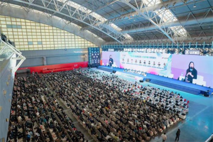 全域共振，破局增長(zhǎng)！這場(chǎng)峰會(huì)找到2025電商企業(yè)的增長(zhǎng)密碼！