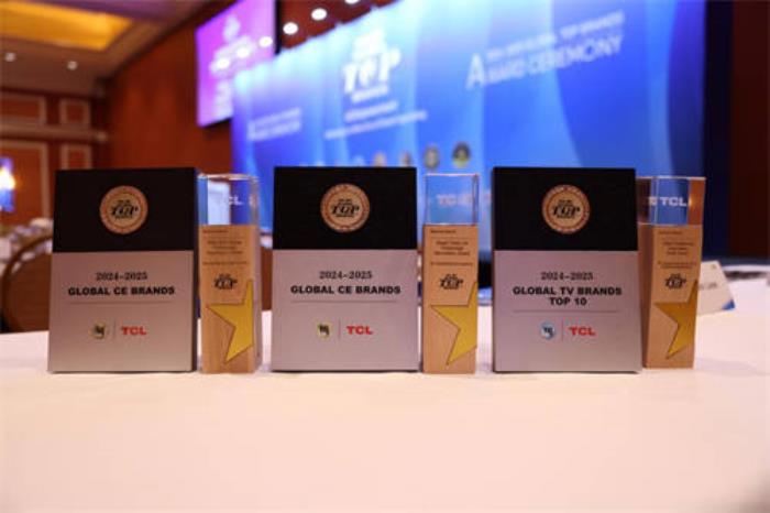 TCL實(shí)業(yè)攬獲多項(xiàng)CES 2025科技大獎(jiǎng)，蟬聯(lián)全球消費(fèi)電子品牌TOP10