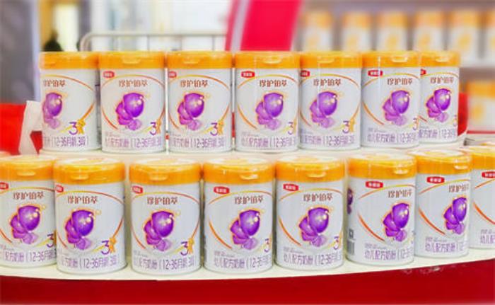伊利金領冠推出短劇《金領冠百子鬧春》 明星萌寶穿越古今鬧新春