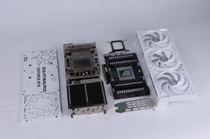 耕升 GeForce RTX 5090 D 解禁全新AI 兵器庫！DLSS 4開啟狂暴性能模式！