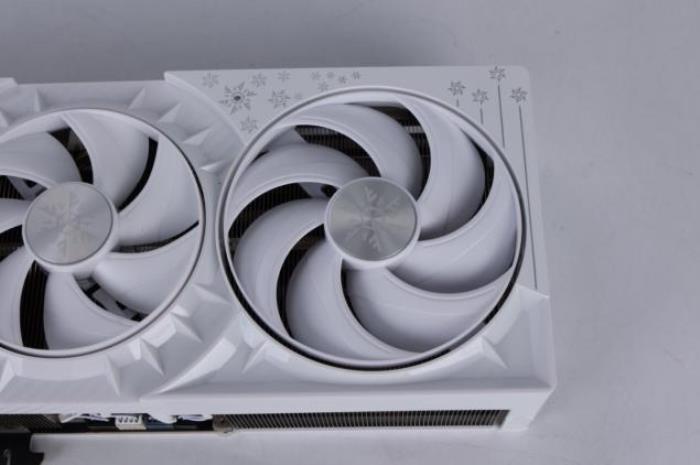 耕升 GeForce RTX 5090 D 解禁全新AI 兵器庫！DLSS 4開啟狂暴性能模式！