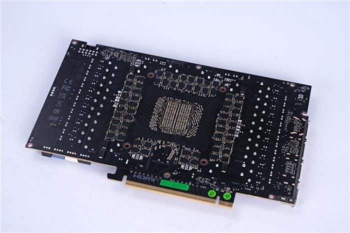 更快更強(qiáng)更AI，影馳GeForce RTX 5090 D 大將評(píng)測(cè)