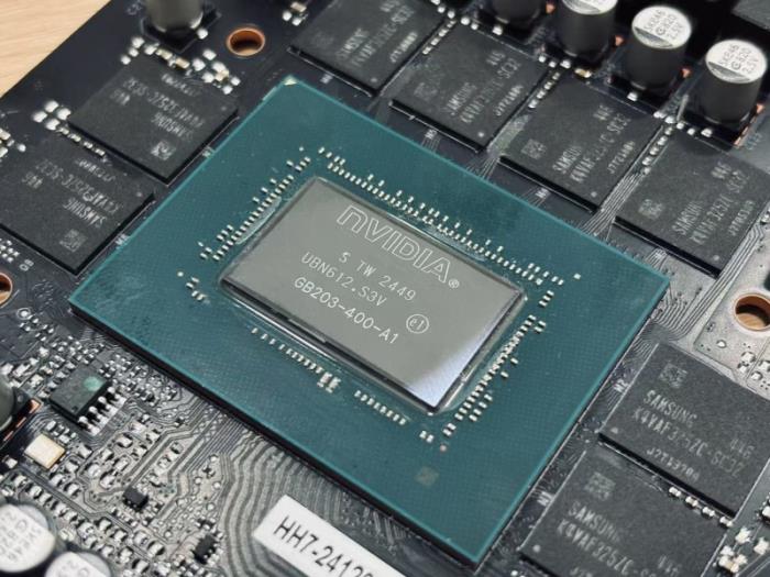 耕風(fēng)御影，刮起更強(qiáng)的風(fēng)暴！耕升 GeForce RTX 5080 追風(fēng)性能解禁！