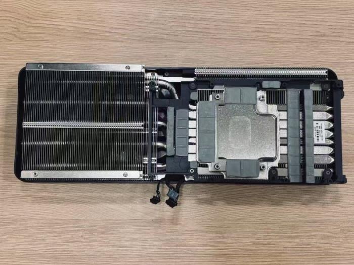 耕風(fēng)御影，刮起更強(qiáng)的風(fēng)暴！耕升 GeForce RTX 5080 追風(fēng)性能解禁！