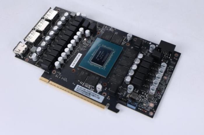 支持DLSS4，影馳 RTX 5080 金屬大師OC評測