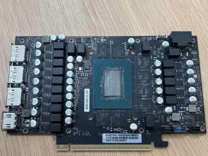 DLSS 4性能沖鋒，耕升 RTX 5080炫光 OC值得擁有