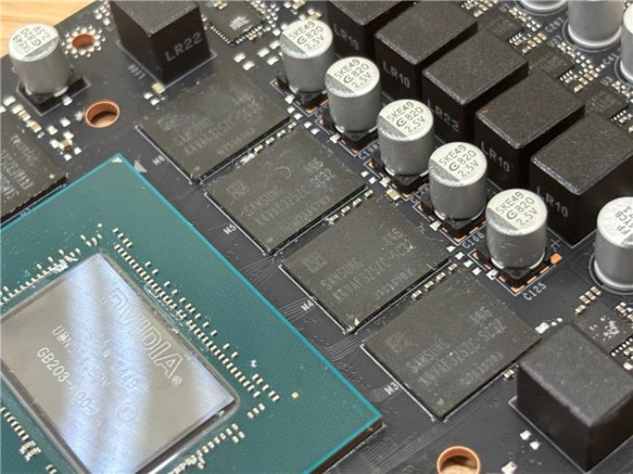 DLSS 4性能沖鋒，耕升 RTX 5080炫光 OC值得擁有