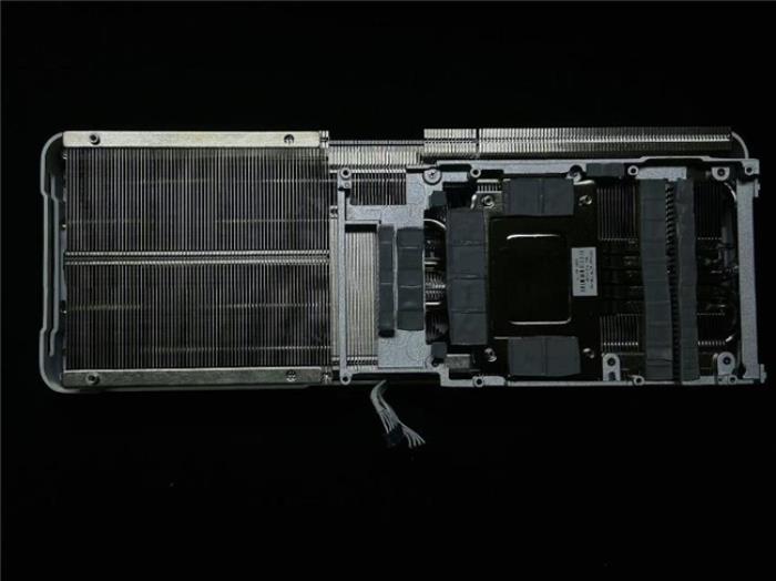 影馳 GeForce RTX 5070 Ti 金屬大師 OC評測：DLSS 4超強(qiáng)發(fā)揮