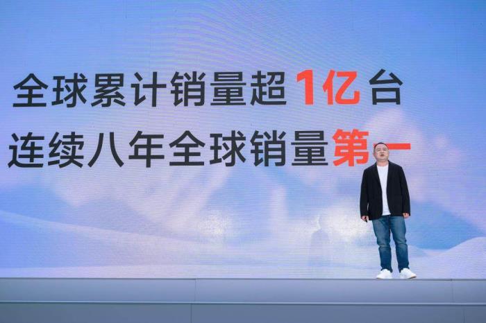 全球熱議！全網(wǎng)刷屏！雅迪摩登系列新品開啟女性出行新紀(jì)元