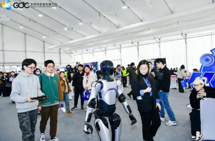 2025 GDC大會(huì)AI應(yīng)用成亮點(diǎn)，微美全息（WIMI.US）多模態(tài)AI開(kāi)源探索未來(lái)