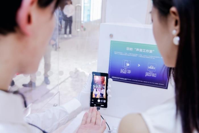 三星多款熱門產(chǎn)品亮相AWE 2025 用AI技術(shù)打造未來(lái)智能生活