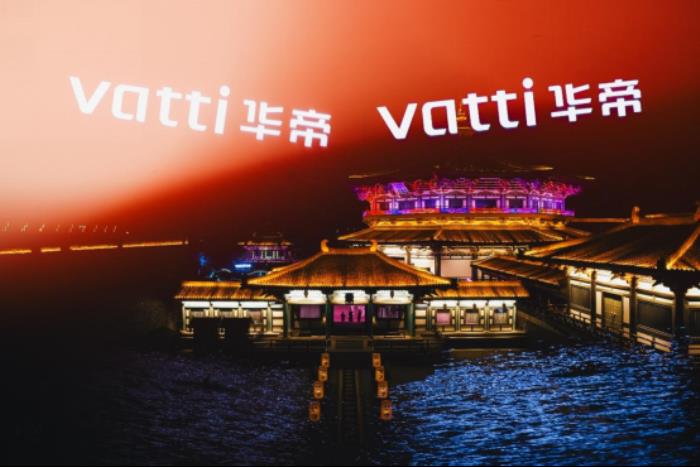 “潮牌”華帝再放大招！多款“時尚健康”廚電新品俘獲年輕人