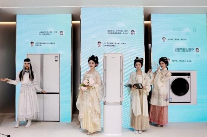 2025 AWE海信璀璨精彩綻放，四款產(chǎn)品榮膺艾普蘭獎(jiǎng)詮釋東方美學(xué)新高度