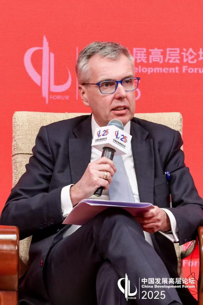 采埃孚深度布局人工智能，引領(lǐng)未來(lái)出行