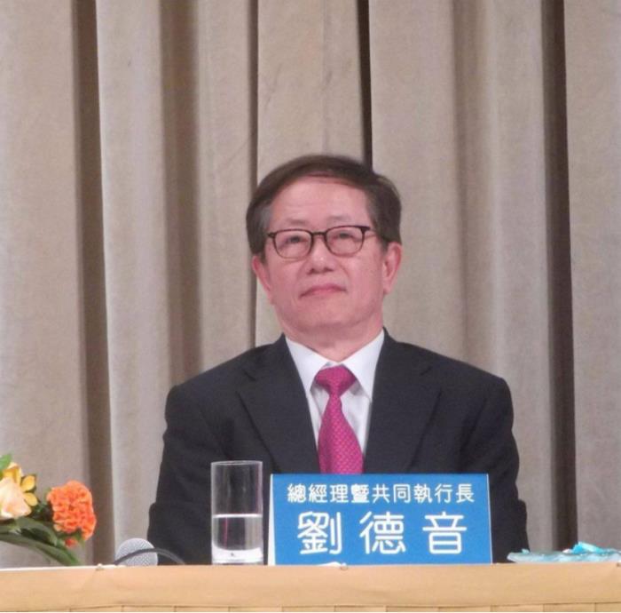 芯片公司業(yè)績承壓，豪賭“管理層換血”大冒險(xiǎn)