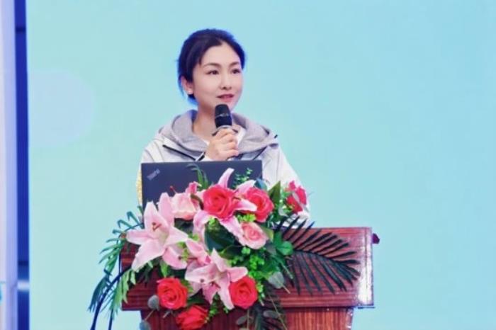 以“筆”為徑 用AI守護，阿爾法蛋愛心捐贈惠及北京懷柔三小師生