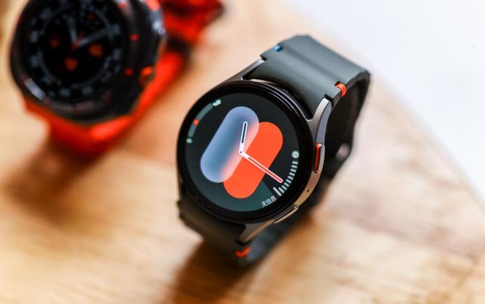 春季穿搭小心機(jī) 用三星Galaxy Watch點(diǎn)綴風(fēng)格