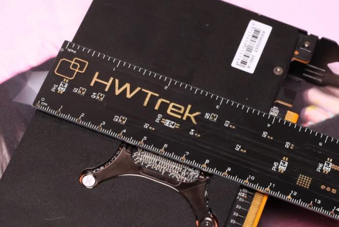 小鋼炮終極形態(tài)！撼訊RX 9070XT游蕩者打造4K電競主機