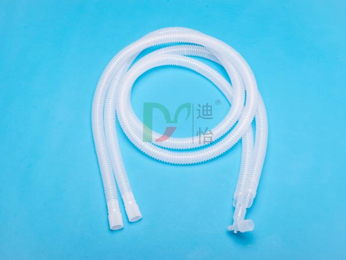 河南迪怡療護一次性使用麻醉呼吸管路，管體柔軟出氣通暢