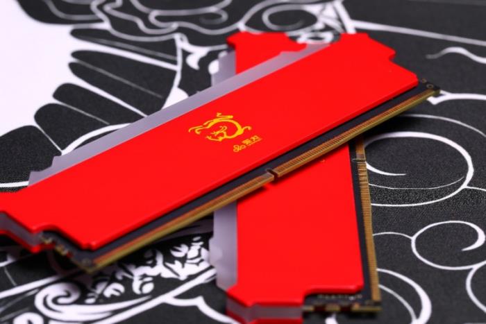 擁有一套國韻加持的內(nèi)存是什么體驗，紫光國芯云彣「煌」系列內(nèi)存評測
